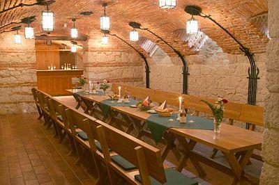 Borospince a Gróf Degenfeld Kastélyszállóban - ✔️ Gróf Degenfeld Kastélyszálló ✔️ Akció Degenfeld Tarcal