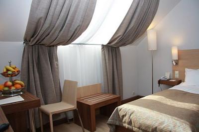 Szállodai szoba Budapesten - kétágyas szoba a Hotel Bristolban Budapesten - ✔️ Hotel Bristol Budapest - 4 csillagos Hotel Bristol a Rákóczi útnál Budapesten