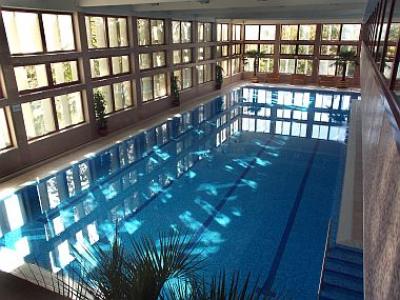 ✔️4* Wellness Hotel Bál Resort úszómedencéje - Hunguest Hotel Bál Balatonalmádi ✔️ Akciós wellness Hotel