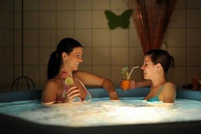 Jakuzzi a 3 csillagosHotel Millennium Budapest szállodában - Hotel Millennium Budapest - olcsó szálloda a Nagyvárad térnél Budapesten