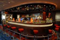 Hotel Novotel Budapest - Drink bár a Novotel Danube Budapestben - új Novotel Budán, kilátással a Parlamentre, 