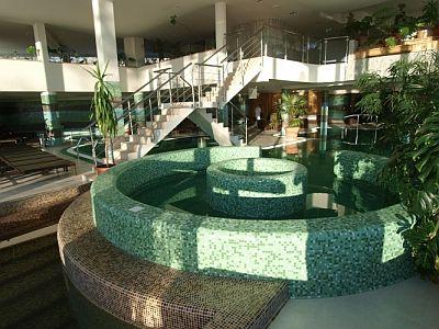 Hotel Ózon wellness hétvége Mátraházán, jacuzzi - ✔️ Hotel Ózon Luxury Villas Mátraháza ✔️ Ózon Wellness akció