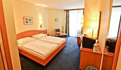 Sissi Hotel kétágyas szobája akciós áron  - Sissi Hotel Budapest - olcsó Hotel Sissi Budapest centrumában