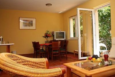 ✔️Erkélyes hotelszoba a Szindbád Wellness Szállodában - ✔️ Wellness Hotel Szindbád Balatonszemes ✔️ Szindbád akció!